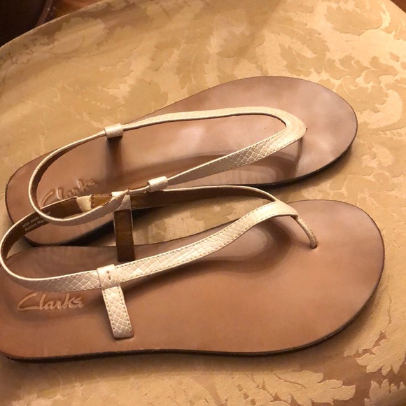 clarks spa sandals
